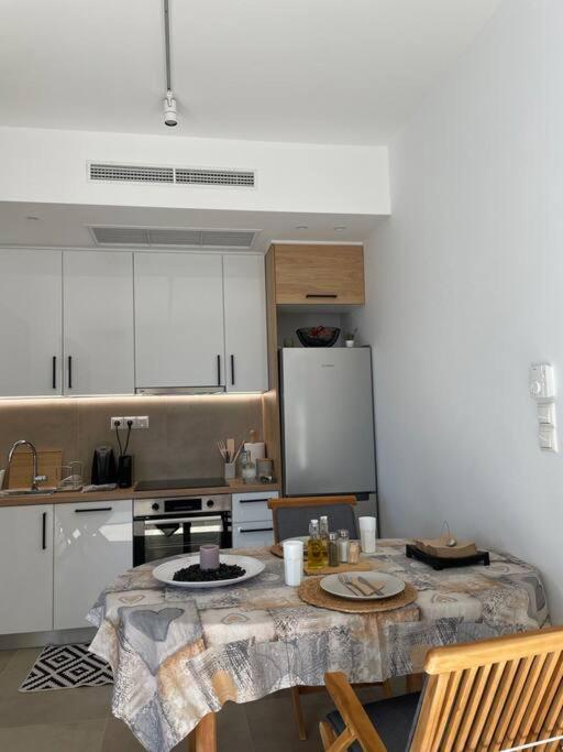 Μοντέρνα Εξοχική Μονοκατοικία Με Ιδιωτική Πισίνα! Khalkoutsion Exterior photo